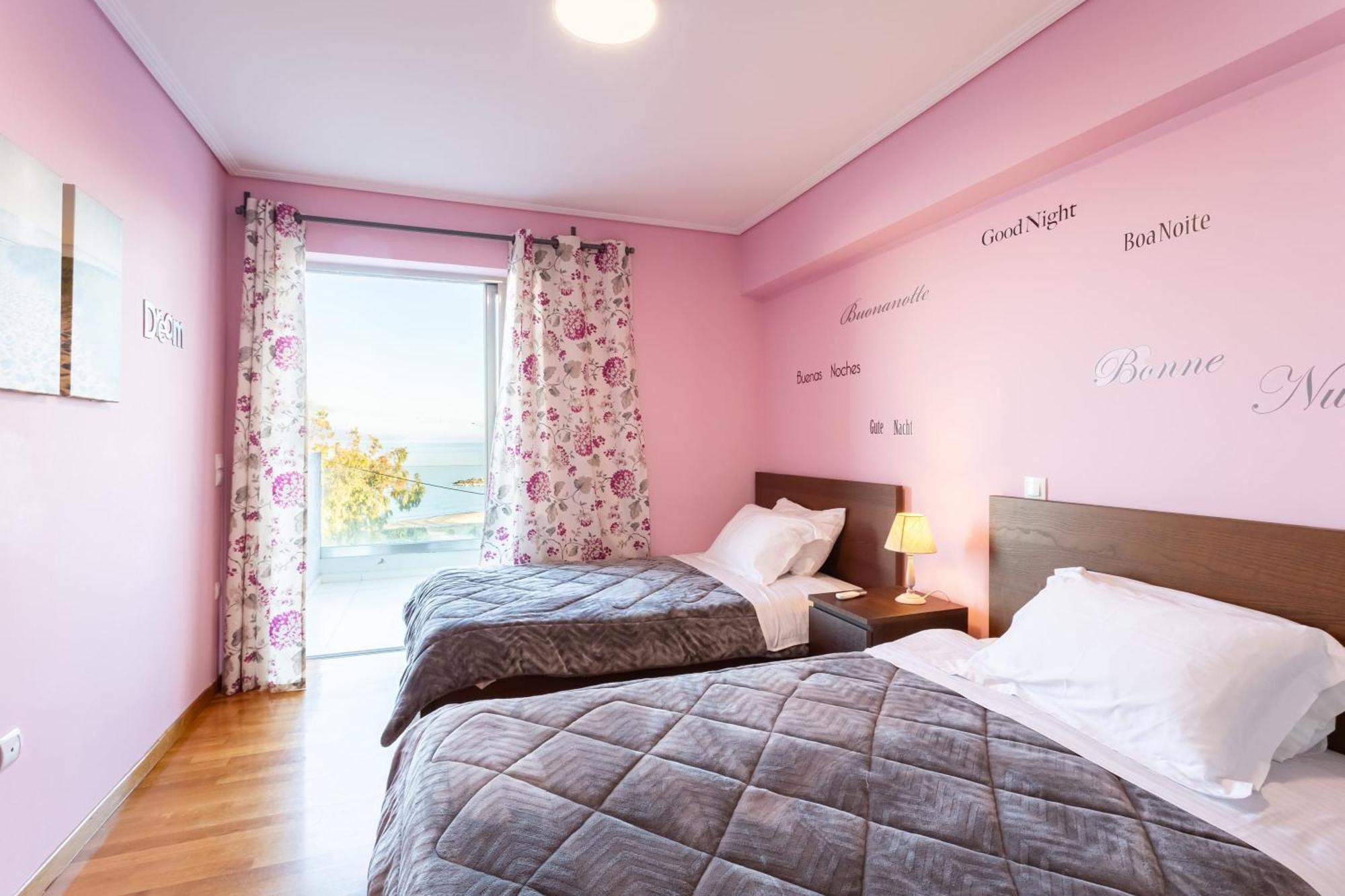 Beachfront Artemida Retreat - Peony Seabreeze Gem Экстерьер фото