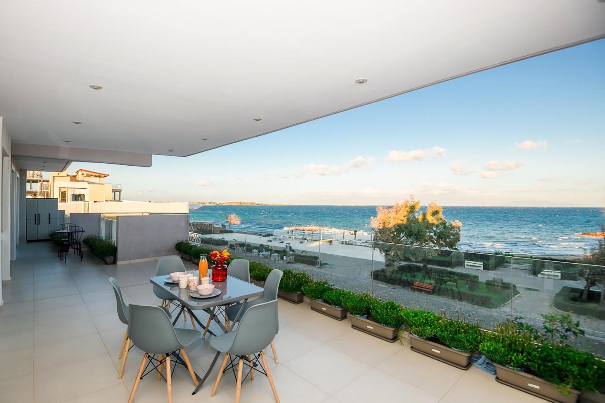 Beachfront Artemida Retreat - Peony Seabreeze Gem Экстерьер фото